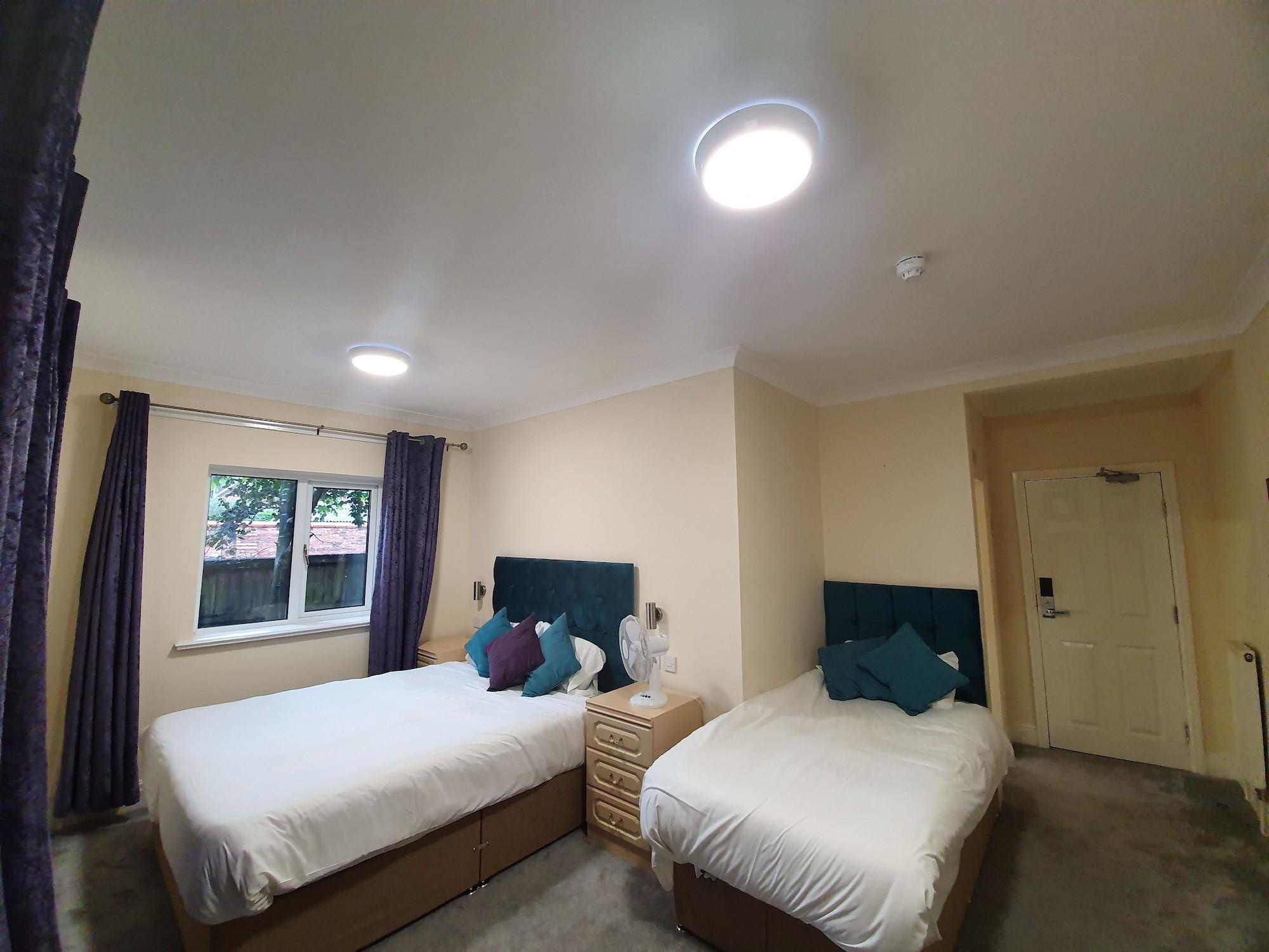 Trivelles Park Hotel Preston  Exterior photo