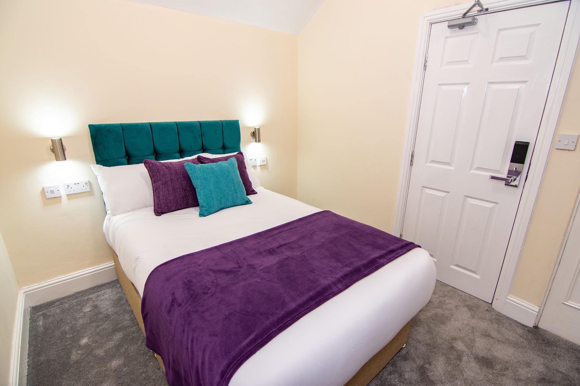 Trivelles Park Hotel Preston  Exterior photo