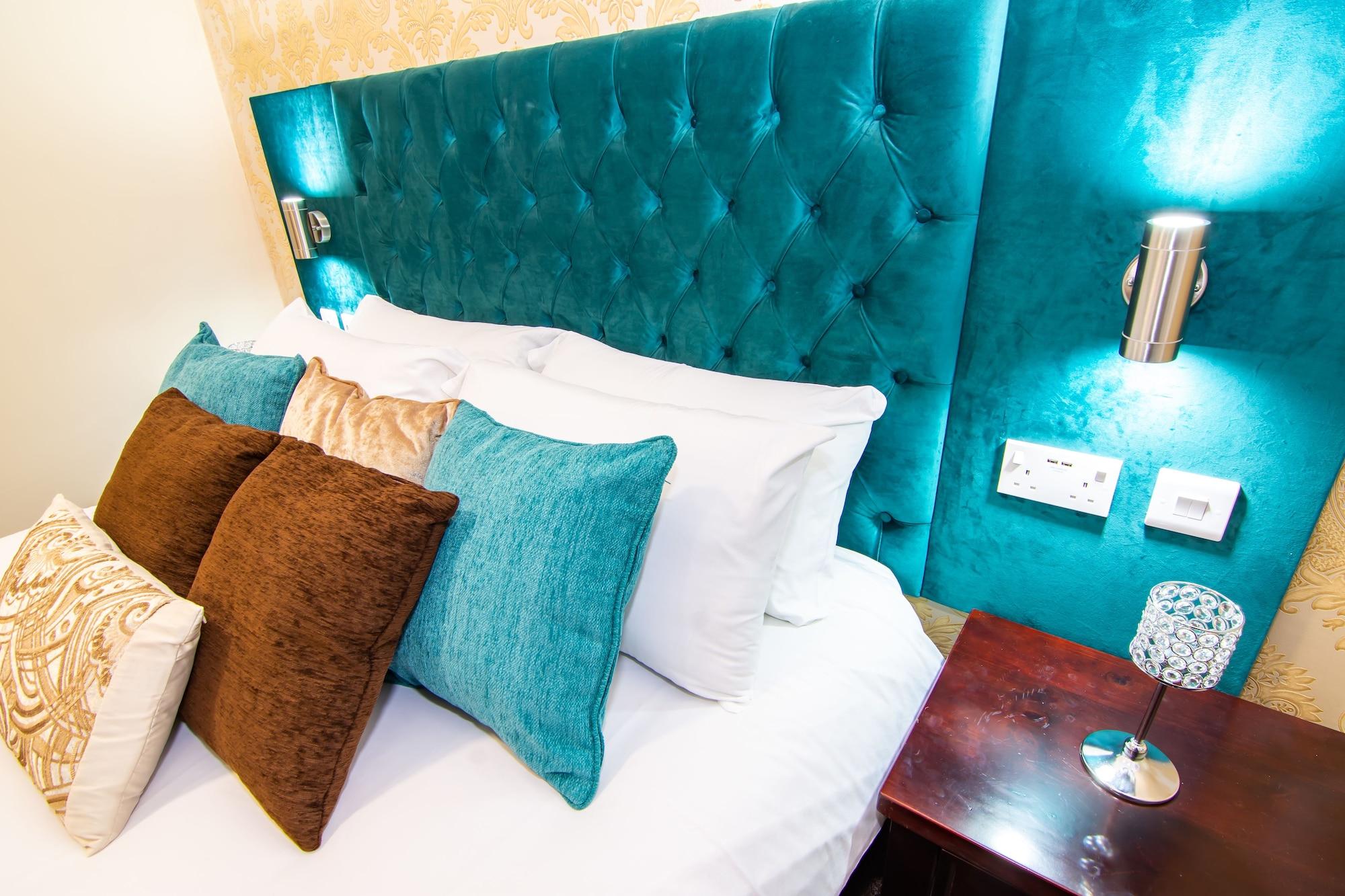Trivelles Park Hotel Preston  Exterior photo