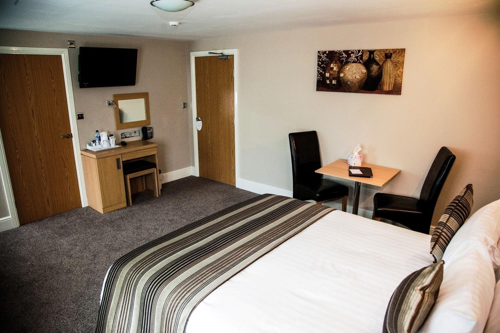 Trivelles Park Hotel Preston  Exterior photo